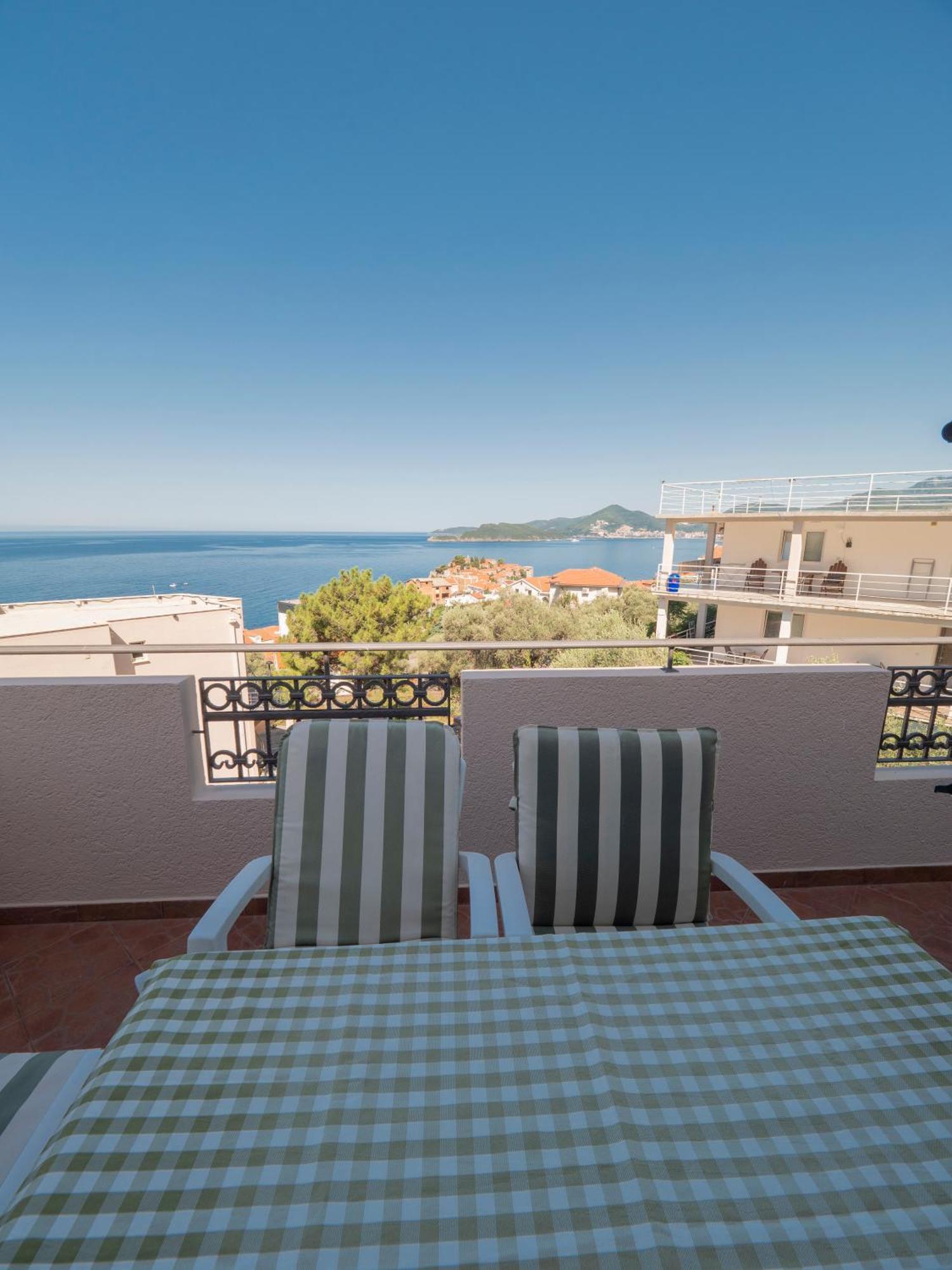 Apartments Marina Sveti Stefan Buitenkant foto